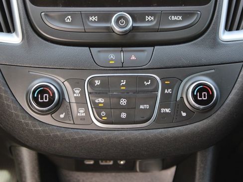 Used 2023 Chevrolet Malibu LT image 20