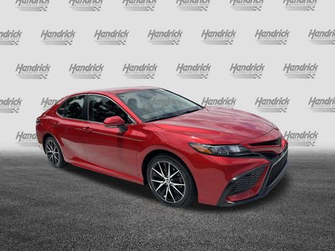 Certified 2023 Toyota Camry SE FWD image 2
