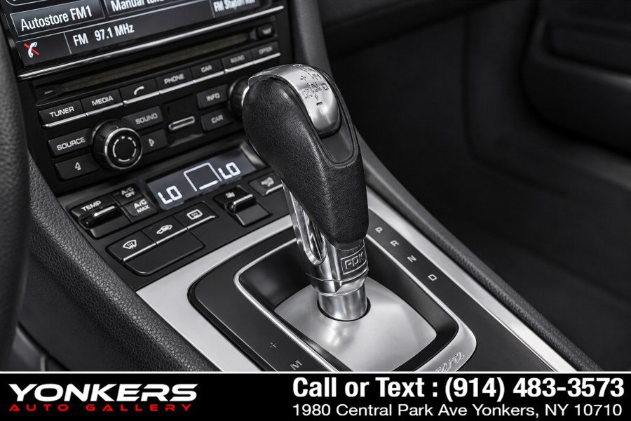 Used 2015 Porsche 911 Carrera S RWD image 19