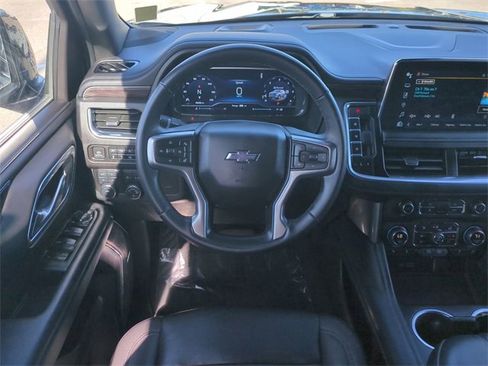 Used 2023 Chevrolet Tahoe Z71 w/ Luxury Package image 16