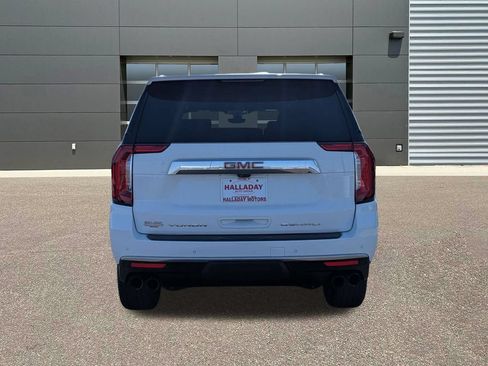 Used 2021 GMC Yukon Denali w/ Denali Premium Package AWD/4WD image 7