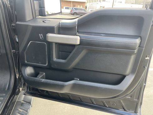 Used 2015 Ford F150 Lariat image 19