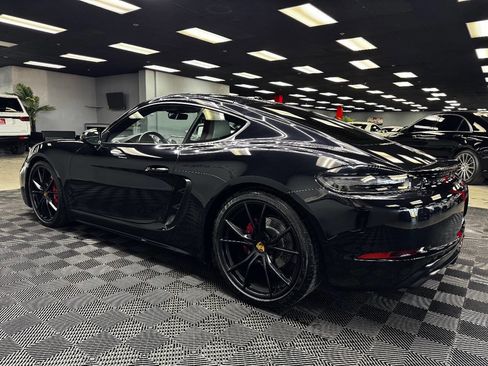 Used 2018 Porsche 718 Cayman GTS image 8