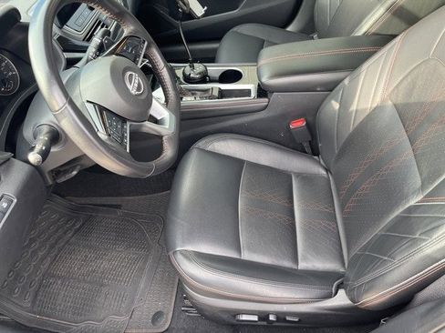 Used 2024 Nissan Altima 2.5 SR w/ SR Premium Package image 34