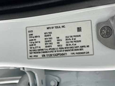 Used 2023 Tesla Model 3 Standard Range RWD image 12