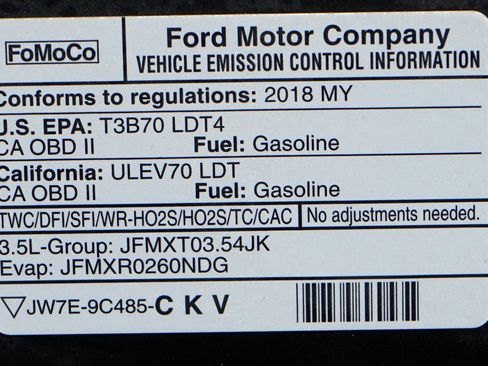 Used 2018 Ford F150 Platinum w/ Equipment Group 701A Luxury image 13