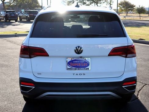 Used 2024 Volkswagen Taos SE image 13