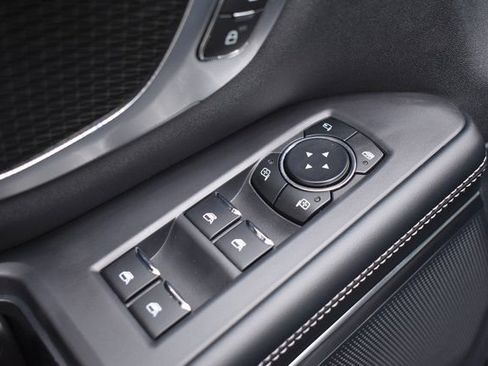 Used 2025 Ford Expedition Platinum w/ Stealth Performance Package image 15