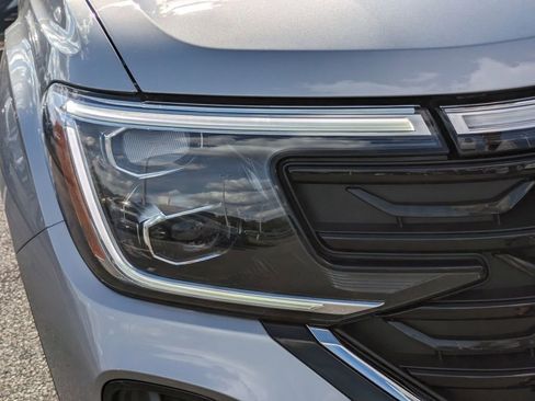 New 2026 Volkswagen Atlas Cross Sport SE AWD/4WD image 10