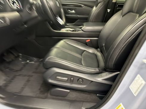 Used 2023 Honda Pilot Touring image 10
