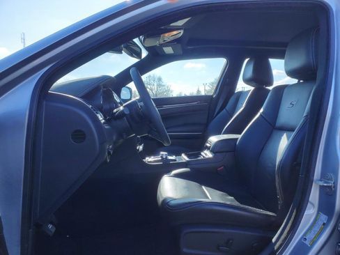 Certified 2023 Chrysler 300 S w/ Comfort Group image 32