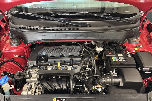 Certified 2024 Hyundai Venue SEL FWD image 26