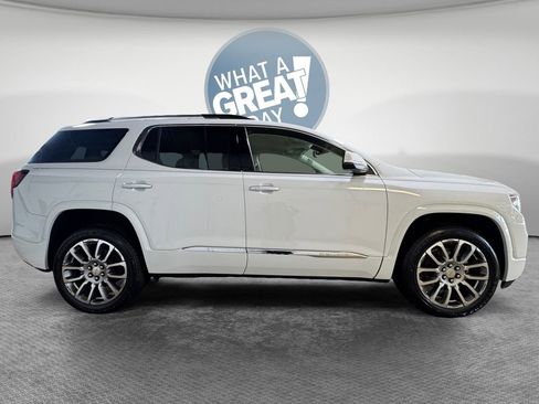 Used 2023 GMC Acadia Denali AWD/4WD image 2