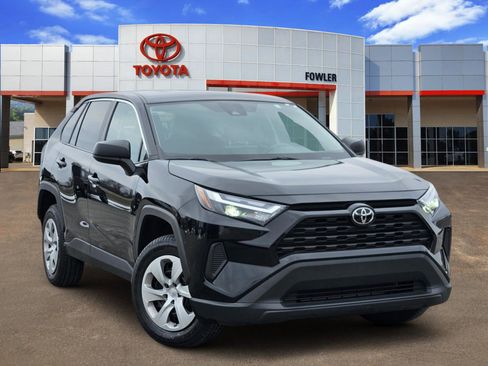 Used 2024 Toyota RAV4 LE image 1