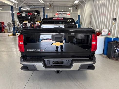 Used 2018 Chevrolet Colorado LT w/ Luxury Package, Chrome AWD/4WD image 4