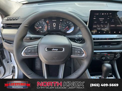 New 2026 Jeep Compass Latitude AWD/4WD image 8