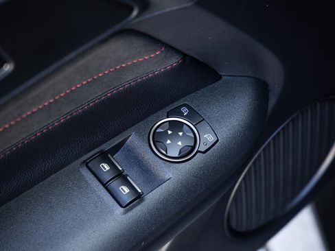 Used 2019 Ford Mustang Shelby GT350R w/ GT350R Equipment Group 920A image 48