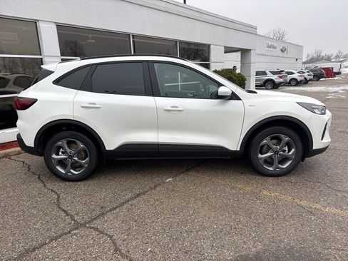 New 2026 Ford Escape ST-Line Select AWD/4WD image 2