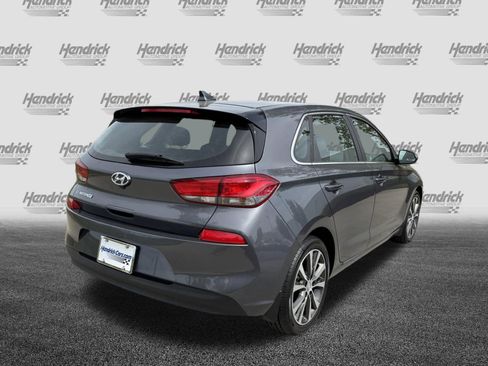 Used 2019 Hyundai Elantra GT FWD image 10