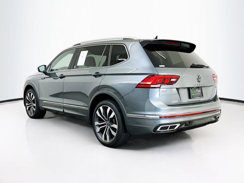 Used 2022 Volkswagen Tiguan SEL R-Line AWD/4WD image 5