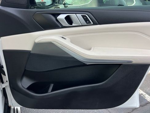 Used 2019 BMW X5 xDrive40i w/ Convenience Package image 34