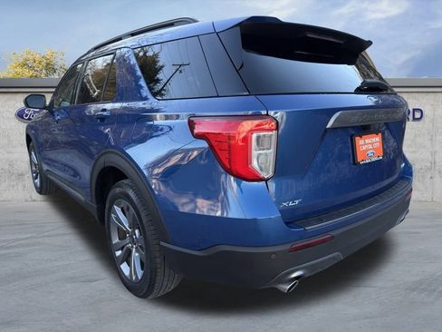 Certified 2022 Ford Explorer XLT w/ Equipment Group 202A image 5
