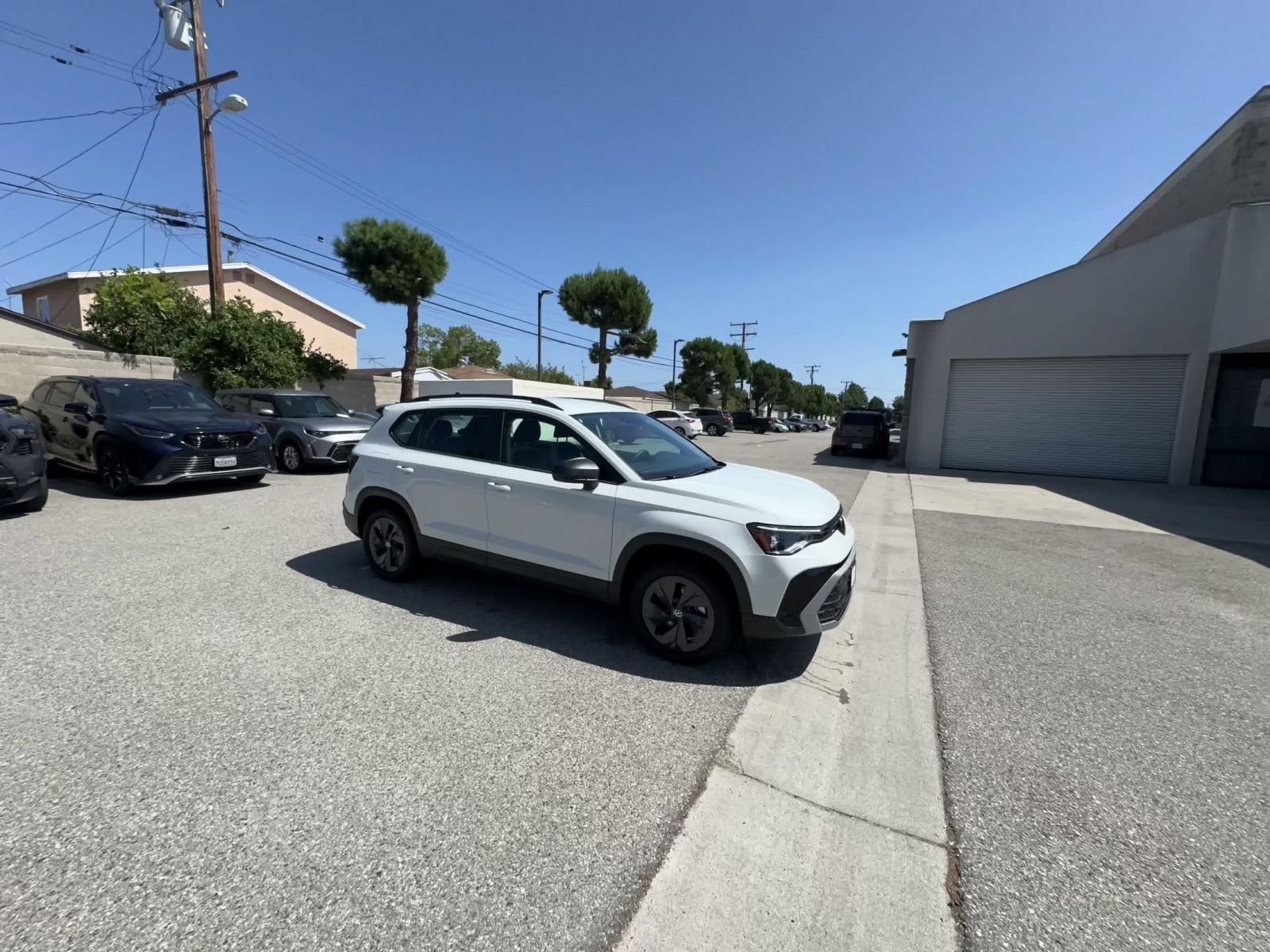 Used 2026 Volkswagen Taos S FWD image 2