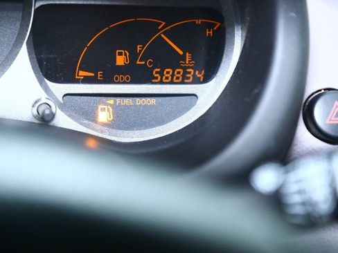 Used 2001 Toyota Celica GT image 25