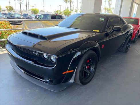 Used 2018 Dodge Challenger SRT Demon RWD image 1