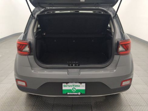 Used 2022 Hyundai Venue SEL FWD image 29