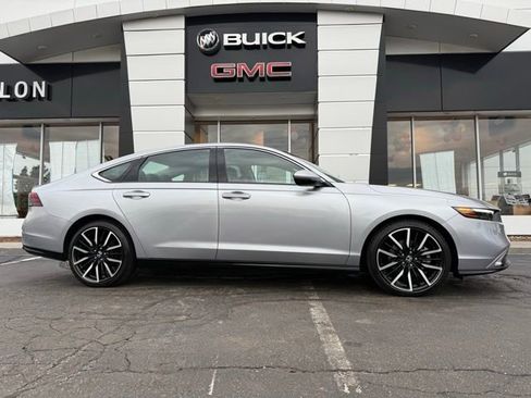 Used 2024 Honda Accord Touring image 1