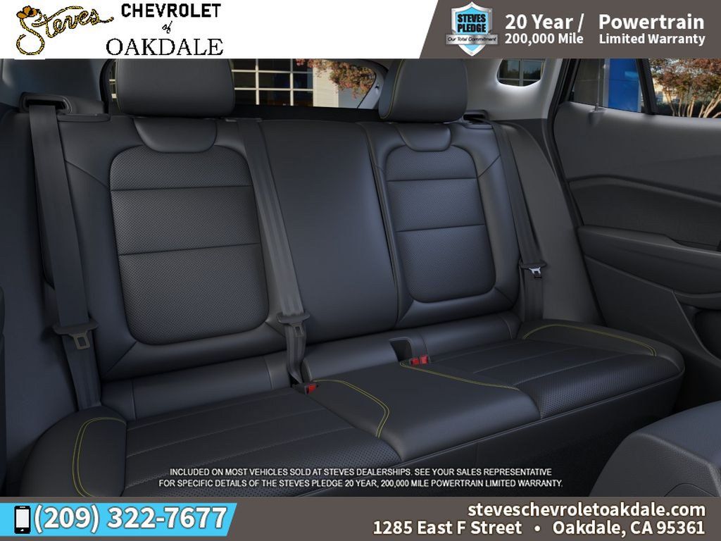 New 2026 Chevrolet Trax ACTIV w/ Sunroof Package FWD image 17