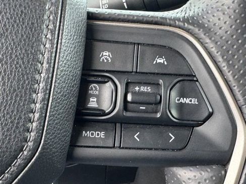 Used 2025 Toyota 4Runner SR5 image 21