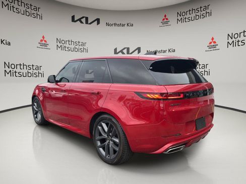 Used 2023 Land Rover Range Rover Sport SE Dynamic AWD/4WD image 3