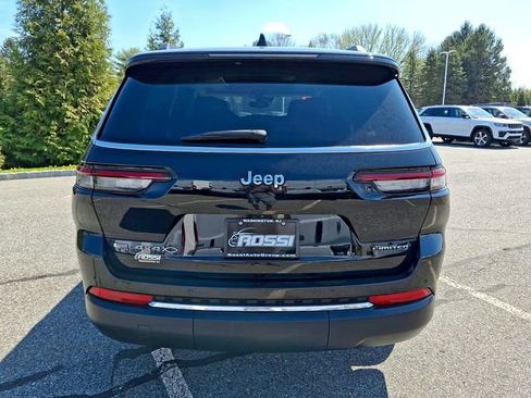 Used 2022 Jeep Grand Cherokee L Limited image 5