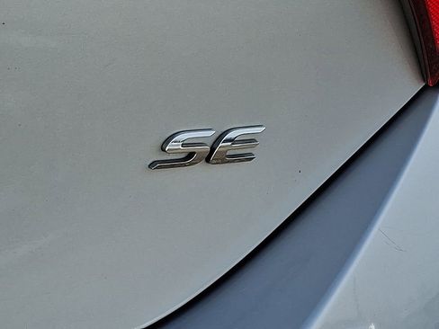 Used 2019 Toyota Corolla SE image 30