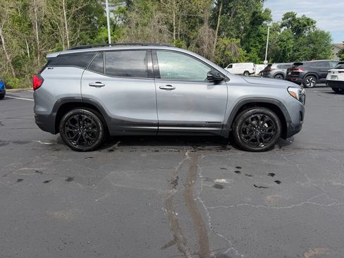 Used 2021 GMC Terrain SLT w/ Elevation Edition FWD image 5