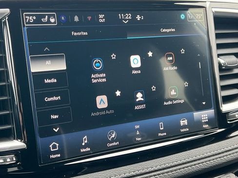New 2026 Chrysler Pacifica Limited w/ Uconnect Theater Family Group AWD/4WD image 27