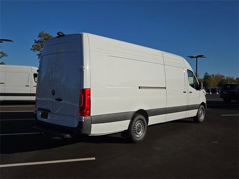 New 2026 Mercedes-Benz Sprinter 2500 image 3