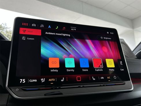 New 2026 Volkswagen GTI SE image 30