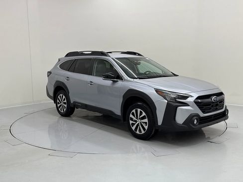 New 2025 Subaru Outback Premium image 7