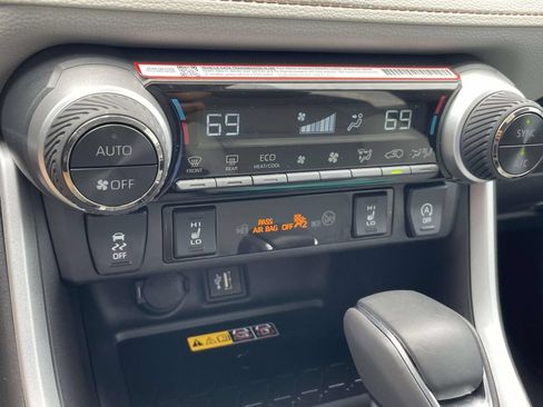 Used 2025 Toyota RAV4 XLE Premium w/ Weather Package FWD image 20