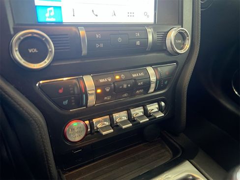 Used 2019 Ford Mustang GT Premium image 17