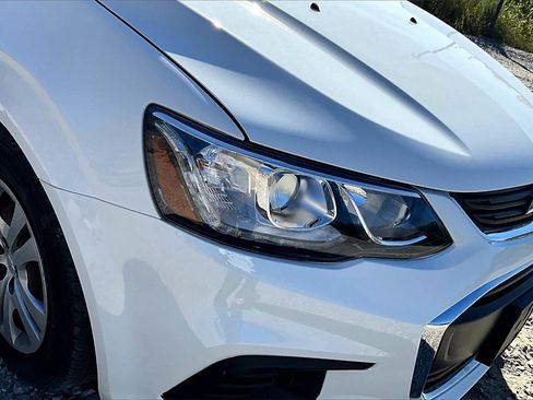 Used 2020 Chevrolet Sonic LT image 26