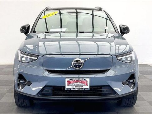 Used 2023 Volvo XC40 Recharge Plus w/ Protection Package Premier AWD/4WD image 2