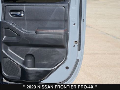 Used 2023 Nissan Frontier PRO-4X w/ Technology Package image 27