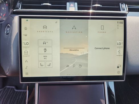 Certified 2026 Land Rover Range Rover Velar Dynamic SE image 17