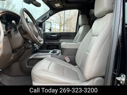 Certified 2022 Chevrolet Silverado 3500 LTZ w/ LTZ Premium Package image 5