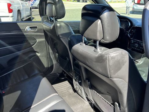 Used 2020 Jeep Grand Cherokee Limited X image 8