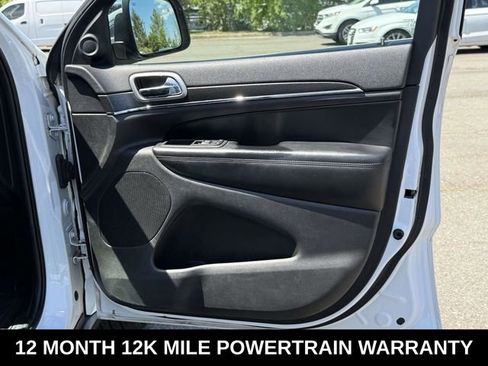 Used 2018 Jeep Grand Cherokee Limited AWD/4WD image 8
